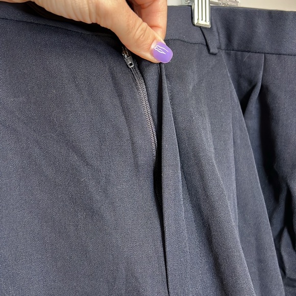 Brooks Brothers Navy Wool Dress Pants- 34x30 - Picture 3 of 6